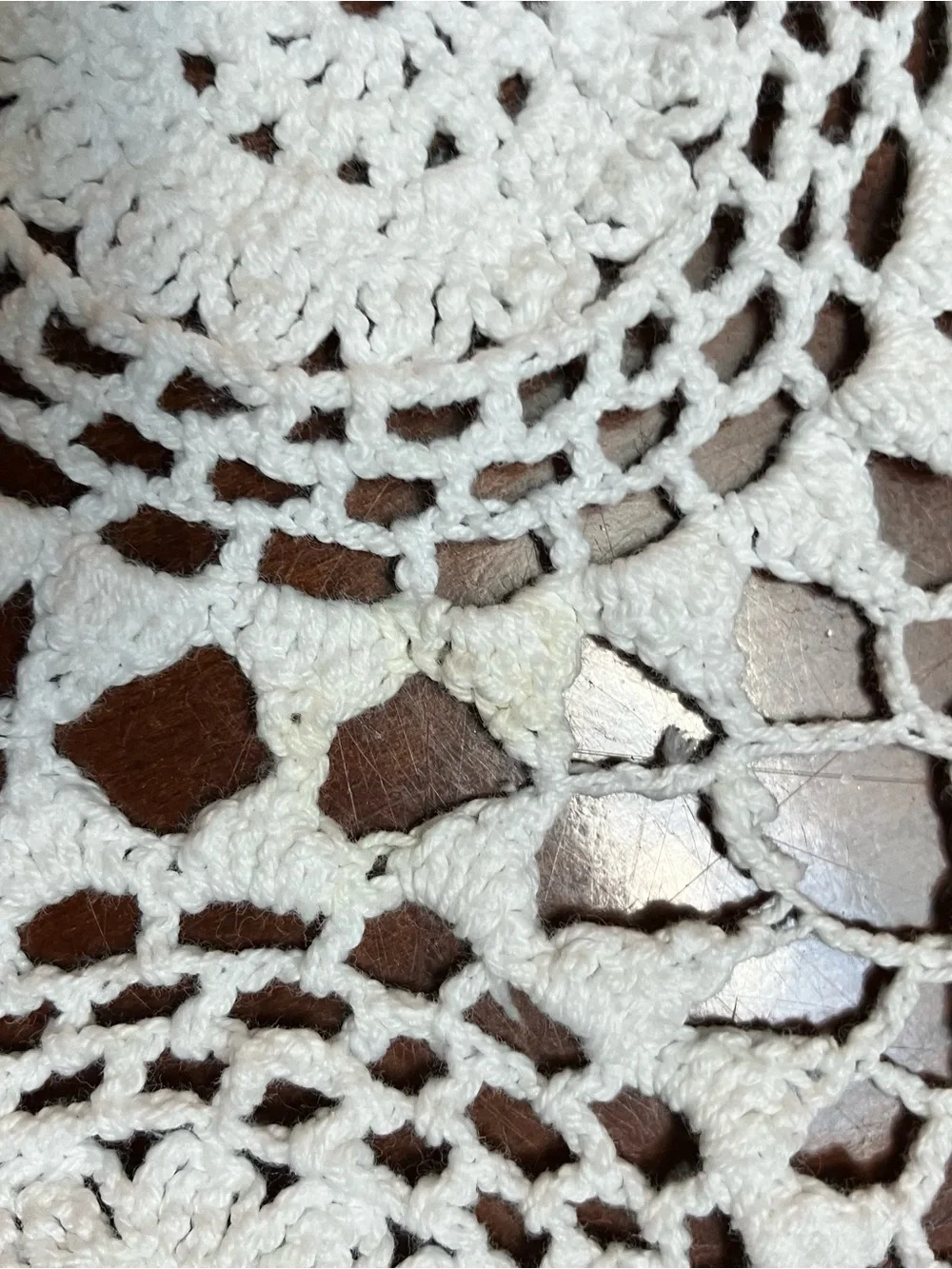 VTG White Crochet Tablecloth Round  Cottagecore Farmhouse Card Table 49.5in